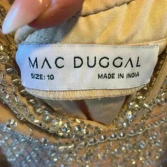 NWT Mac Duggal Size 10 Sleeveless Beaded Open Back Gown Nude Silver - Picture 11 of 14
